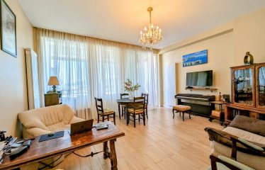 Элитная квартира у башни Алфавит! (PALM APARTMENTS)