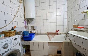Большая квартира в оригинальном доме