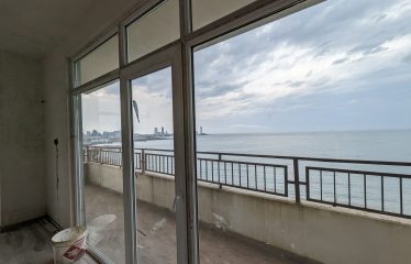 Квартира у самого моря, с прекрасным видом на Батуми!